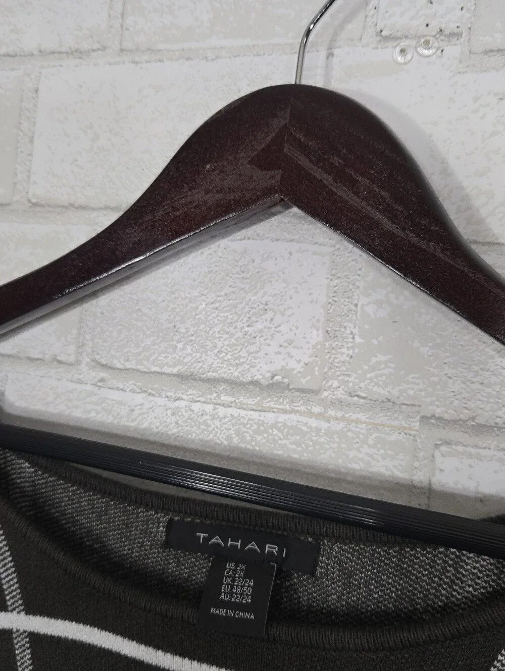 Tahari sweater